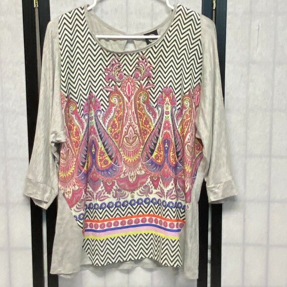 bobeau Tops - Bobeau Oversize Inset Print Front Keyhole Back Tunic Grey S Long Dolman Sleeve
